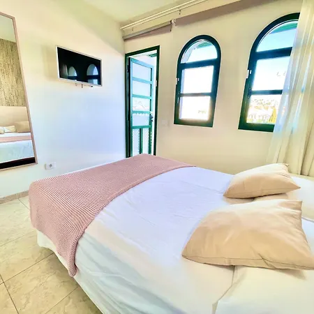 Apartment Paradise Dreams